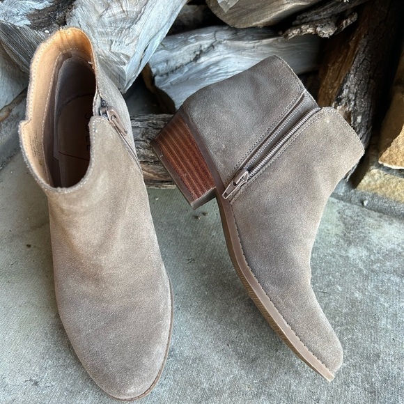 Sole Society Breyon Leather Suede ankle boots w/side zip Sz-7M. D - Picture 10 of 11